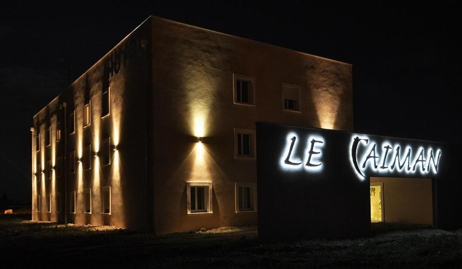 Hotel Caiman Pierrelatte Zewnętrze zdjęcie